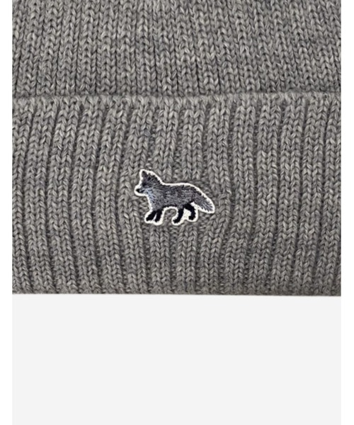 Maison Kitsune(メゾンキツネ)の「BABY FOX BEANIE(ニットキャップ/ビーニー・レディース・オフホワイト/グレー・U)」の4枚目の写真