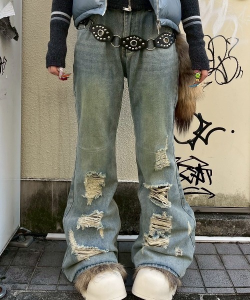 Never mind the XU（ネバーマインドザエックスユー）の「【Never mind the XU】damage flare denim pants / 【ネバーマインド ザ エックスユー】ダメージフレアデニムパンツ  <着用動画あり>（デニムパンツ・メンズ・ブルー・S/M）」の11枚目の写真