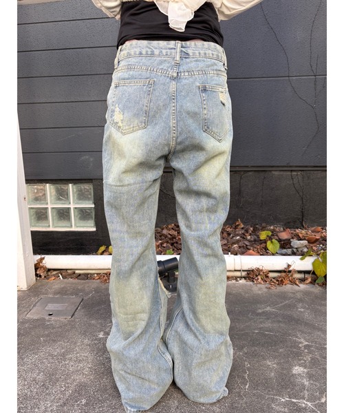 Never mind the XU（ネバーマインドザエックスユー）の「【Never mind the XU】damage flare denim pants / 【ネバーマインド ザ エックスユー】ダメージフレアデニムパンツ  <着用動画あり>（デニムパンツ・メンズ・ブルー・S/M）」の7枚目の写真