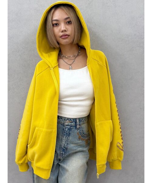 EVRIS（エヴリス）の「【PSYCHIC FEVER × EVRIS】シャイニースウェットパーカー　裏起毛（パーカー・レディース・マスタード/ブラック/グレー・SMALL/MEDIUM）」の22枚目の写真