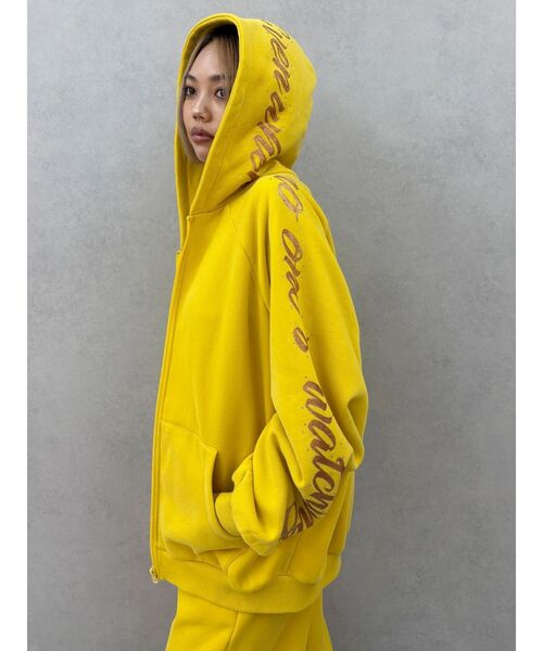 EVRIS(エヴリス)の「【PSYCHIC FEVER × EVRIS】シャイニースウェットパーカー 裏起毛(パーカー・レディース・マスタード/ブラック/グレー・SMALL/MEDIUM)」の21枚目の写真