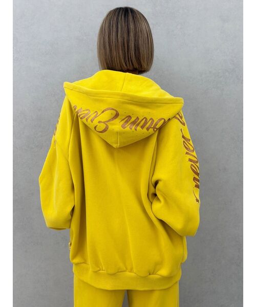 EVRIS(エヴリス)の「【PSYCHIC FEVER × EVRIS】シャイニースウェットパーカー 裏起毛(パーカー・レディース・マスタード/ブラック/グレー・SMALL/MEDIUM)」の14枚目の写真