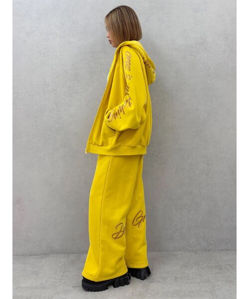 EVRIS(エヴリス)の「【PSYCHIC FEVER × EVRIS】シャイニースウェットパーカー 裏起毛(パーカー・レディース・マスタード/ブラック/グレー・SMALL/MEDIUM)」の17枚目の写真