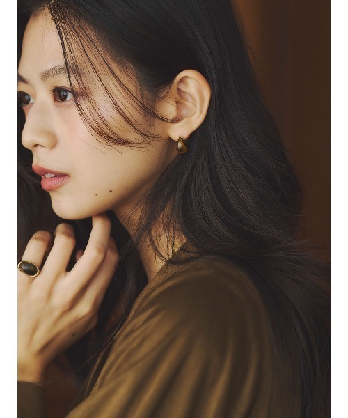 スウェードオープンカラーフレアワンピース（ワンピース）｜anuans（ア