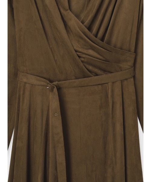 スウェードオープンカラーフレアワンピース（ワンピース）｜anuans（ア