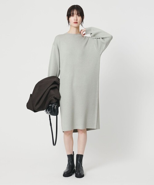 BEAUTY&YOUTH UNITED ARROWS（ビューティーアンドユースユナイテッドアローズ）の「【WEB限定 Wardrobe DAILY MINIMAL】コクーンニットワンピース ウォッシャブル（ワンピース・レディース・ダークグレー/ベージュ/ライム・FREE）」の15枚目の写真