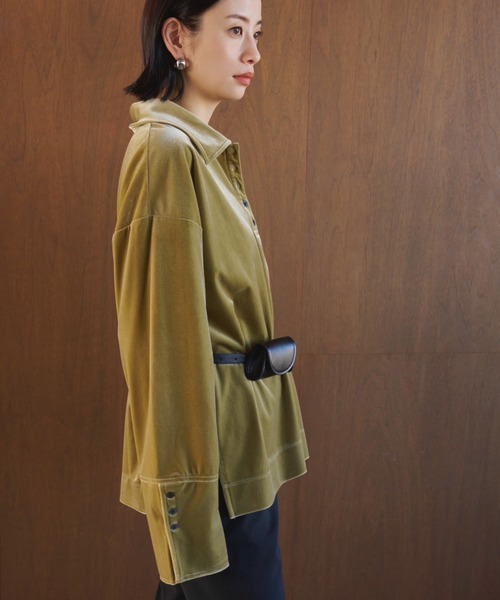 AIC.（エーアイシー）の「ベロアビッグカフスオーバーサイズポロトップス（ポロシャツ・レディース・ブラウン/ライトグリーン・FREE）」の19枚目の写真