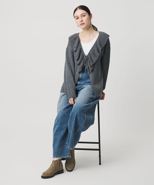 BEAUTY&YOUTH UNITED ARROWS(ビューティーアンドユースユナイテッドアローズ)の「ウールレーヨン ラッフルフリル ニットカーディガン(カーディガン/ボレロ・レディース・オフホワイト/ライラック/ダークグレー・FREE)」の10枚目の写真