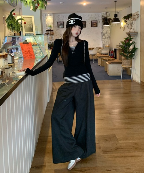 lilful(リルフル)の「【26年春夏新作】ボーダー柄 フェイクレイヤード ヘンリーネックロンT(Tシャツ/カットソー・レディース・ブラック・S/M)」の13枚目の写真