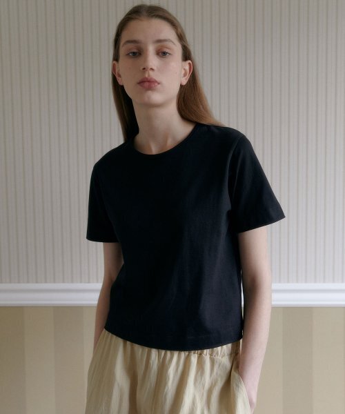 38COMEONCOMMON（38カモンコモン）の「Silket Essential T-Shirts (Black)（Tシャツ/カットソー・レディース・その他・FREE）」の2枚目の写真