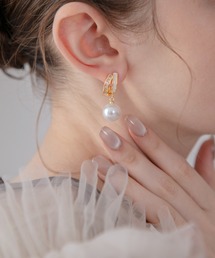 Leja（レジャ）の「【LEJA】ゴールドカーブラインドロップパールピアス結婚式 パーティー 成人式 二次会 同窓会 お呼ばれ オケージョン 20代 30代（ピアス（両耳用））」