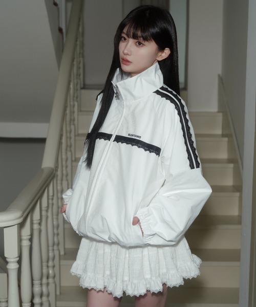 silent(and)（サイレントアンド）の「shirring frill mini skirt（スカート・レディース・ホワイト・MEDIUM）」の8枚目の写真