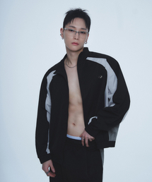 HYUNFIT（ヒョンフィット）の「NLB SPORTY TRACK JACKET-[BLACK]（ジャージ）」
