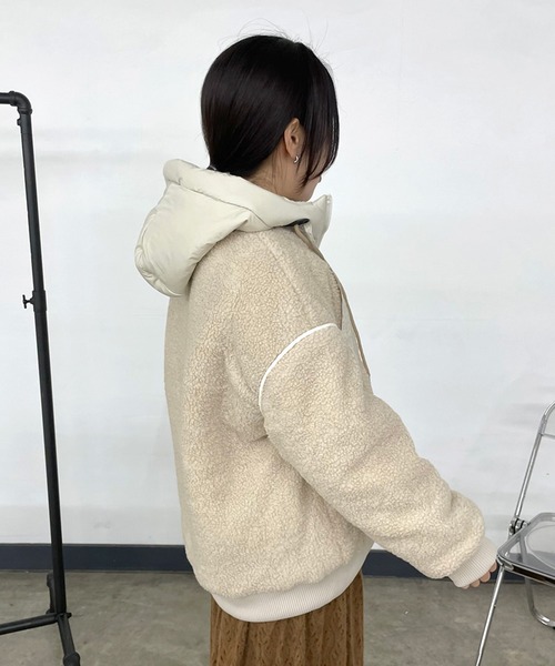 CRB(シーアールビー)の「キルト切替ボアフードブルゾン(ブルゾン・レディース・ブラック/ベージュ/ブラウン・F)」の22枚目の写真