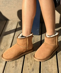 EVERAU（エヴァーユー）の「【EVERAU】 Mini Classic Suede（ブーツ）」
