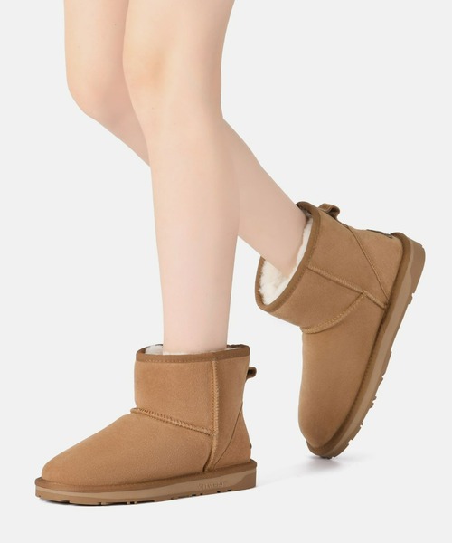 EVERAU(エヴァーユー)の「【EVERAU】 Mini Classic Suede(ブーツ・レディース・ブラック/ブラウン・8/7/6)」の12枚目の写真