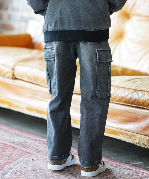 DC(ディーシー)の「DC/ディーシー 26 KD WIDE CARGO PANT キッズ ロンパン YPT261503(その他パンツ・キッズ・ライトブルー/ブラック/ブルー/ブラック系その他・130cm/140cm/150cm/160cm)」の6枚目の写真