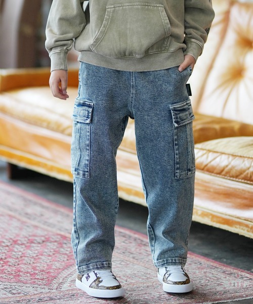 DC(ディーシー)の「DC/ディーシー 26 KD WIDE CARGO PANT キッズ ロンパン YPT261503(その他パンツ・キッズ・ライトブルー/ブラック/ブルー/ブラック系その他・130cm/140cm/150cm/160cm)」の15枚目の写真