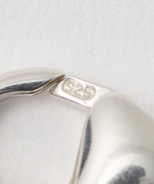 green label relaxing(グリーンレーベルリラクシング)の「<Kara Yoo>Mila ネックレス(リング・レディース・ホワイト・FREE)」の8枚目の写真