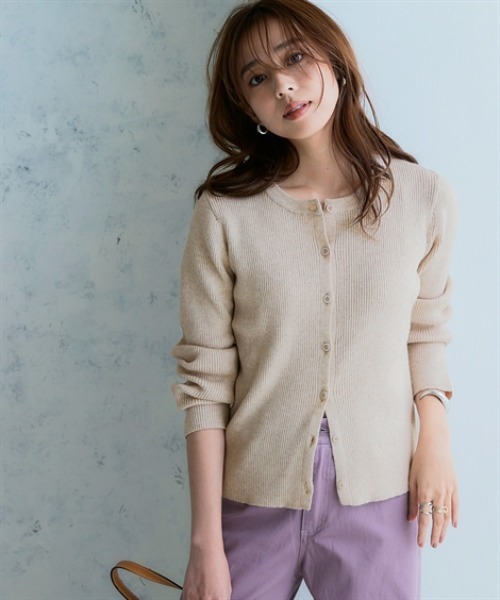 nissen（ニッセン）の「ムースタッチニット コンパクトクルーネックカーディガン（静電気防止・毛玉防止）＜大きいサイズ有＞（ニット/セーター・レディース・ライトピンク/ブラック/杢グレー/サンドベージュ・3L/LL/L/M/S）」の3枚目の写真