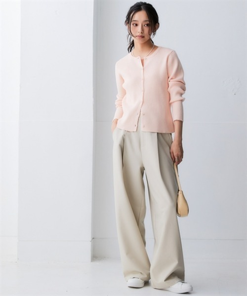 nissen（ニッセン）の「ムースタッチニット コンパクトクルーネックカーディガン（静電気防止・毛玉防止）＜大きいサイズ有＞（ニット/セーター・レディース・ライトピンク/ブラック/杢グレー/サンドベージュ・3L/LL/L/M/S）」の6枚目の写真