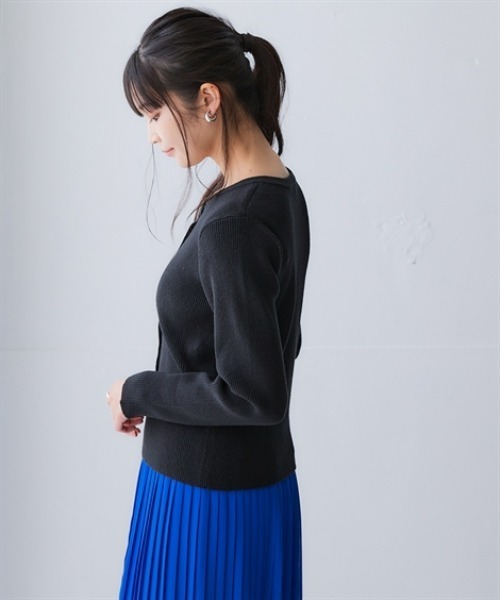 nissen（ニッセン）の「ムースタッチニット コンパクトクルーネックカーディガン（静電気防止・毛玉防止）＜大きいサイズ有＞（ニット/セーター・レディース・ライトピンク/ブラック/杢グレー/サンドベージュ・3L/LL/L/M/S）」の17枚目の写真