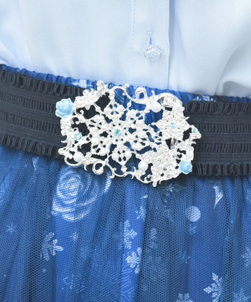 axes femme(アクシーズファム)の「雪薔薇モチーフゴムベルト(ベルト・レディース・シルバー/ゴールド・FREE)」の2枚目の写真