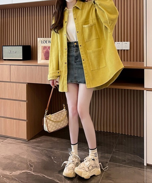 SallyLunn(サリーラン)の「コーデュロイシャツジャケット(その他アウター・レディース・イエロー/オリーブ/ベージュ・MEDIUM/LARGE)」の11枚目の写真