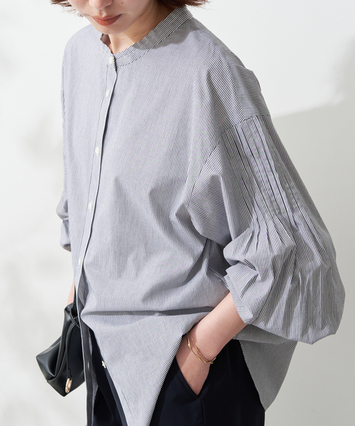 SLOBE IENA（スローブイエナ）の「《WEB限定/追加》ピンタックバルーンスリーブブラウス（シャツ/ブラウス・レディース・ホワイト/ブルー/チャコールグレー・FREE）」の7枚目の写真