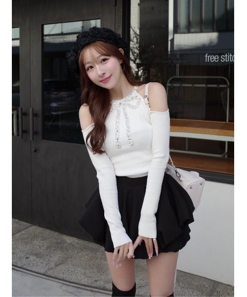 Darich（ダーリッチ）の「リボンビジューアメスリニットトップス