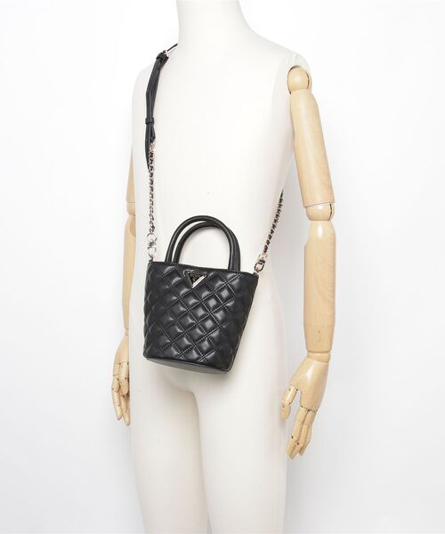 Guess（ゲス）の「GIULLY Ii Mini Tote ミニトートバッグ  （ショルダーバッグ・レディース・ブラック・ONE SIZE）」の16枚目の写真