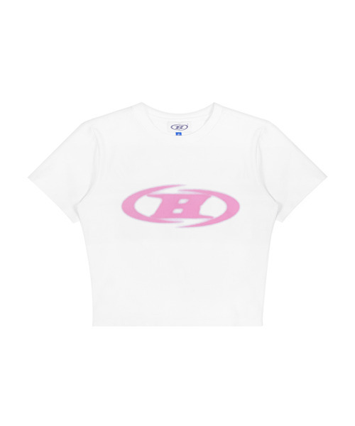 BORN TO WIN（ボーントゥウィン）の「BLUR LOGO CROP TOP [IVORY]（Tシャツ/カットソー・レディース・その他・FREE）」の2枚目の写真