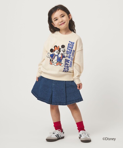 green label relaxing（グリーンレーベルリラクシング）の「【別注】＜Disney＞裏毛 プルオーバー / キッズ  100cm-130cm（スウェット・キッズ・オフホワイト/ターコイズブルー系/ロイヤルブルー・100cm/110cm/120cm/130cm）」の6枚目の写真