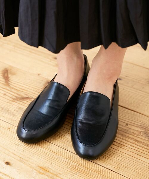 le.coeur blanc(ルクールブラン)の「le.coeur blancトラッドローファー(ローファー・レディース・ブラック・38/37)」の2枚目の写真