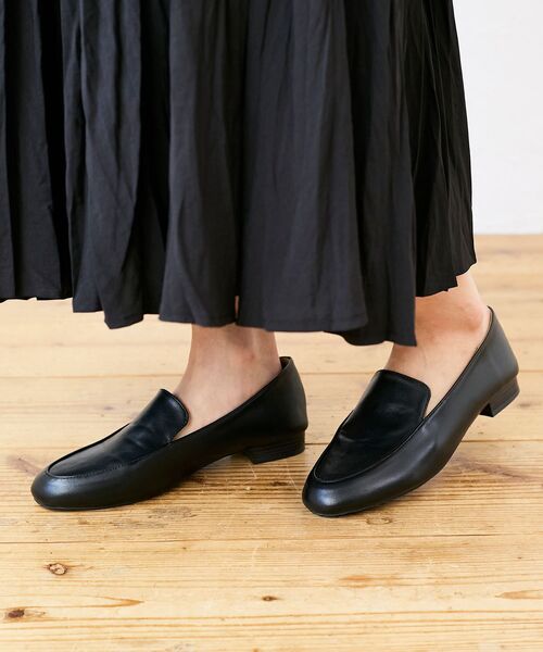 le.coeur blanc(ルクールブラン)の「le.coeur blancトラッドローファー(ローファー・レディース・ブラック・38/37)」の4枚目の写真