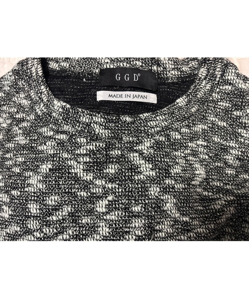 Sakka（サッカ）の「GGDワイドスリーブスラブビッグニット（Tシャツ/カットソー・レディース・ブラック/グレー・FREE）」の4枚目の写真