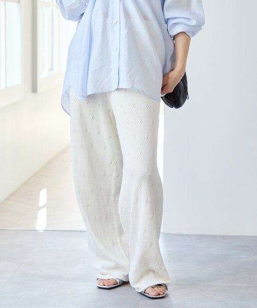 U by SPICK&SPAN（ユーバイスピックアンドスパン）の「柄編みニットロングパンツ（その他パンツ・レディース・ブラウン/アイボリー・FREE）」の2枚目の写真