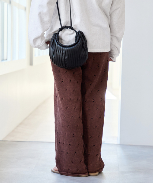 U by SPICK&SPAN（ユーバイスピックアンドスパン）の「柄編みニットロングパンツ（その他パンツ・レディース・ブラウン/アイボリー・FREE）」の7枚目の写真