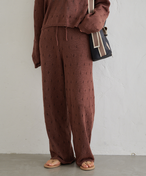 U by SPICK&SPAN（ユーバイスピックアンドスパン）の「柄編みニットロングパンツ（その他パンツ・レディース・ブラウン/アイボリー・FREE）」の8枚目の写真