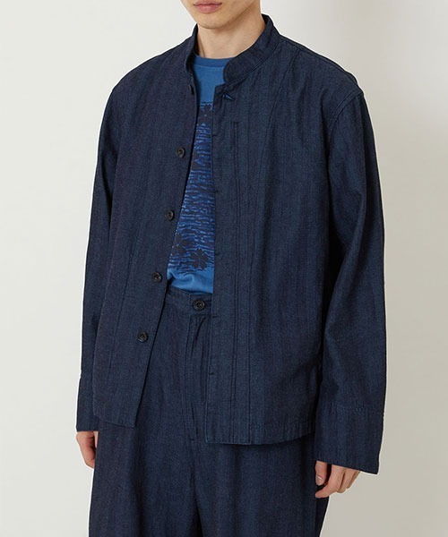 BLUE BLUE JAPAN（ブルーブルージャパン）の「インディゴミックスヘリンボーン スタンドカラージャケット（ブルゾン・メンズ・インディゴブルー・S/L/XL）」の2枚目の写真