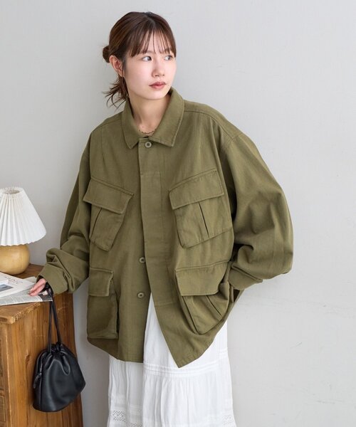 DISCOAT（ディスコート）の「【Enlude】ミリタリージャケット《ユニセックス》（ミリタリージャケット・レディース・グレイッシュベージュ/カーキ・FREE）」の21枚目の写真