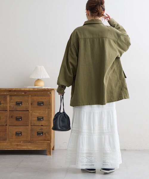 DISCOAT（ディスコート）の「【Enlude】ミリタリージャケット《ユニセックス》（ミリタリージャケット・レディース・グレイッシュベージュ/カーキ・FREE）」の17枚目の写真