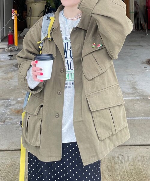 DISCOAT（ディスコート）の「【Enlude】ミリタリージャケット《ユニセックス》（ミリタリージャケット・レディース・グレイッシュベージュ/カーキ・FREE）」の13枚目の写真