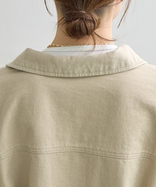 DISCOAT（ディスコート）の「【Enlude】ミリタリージャケット《ユニセックス》（ミリタリージャケット・レディース・グレイッシュベージュ/カーキ・FREE）」の3枚目の写真