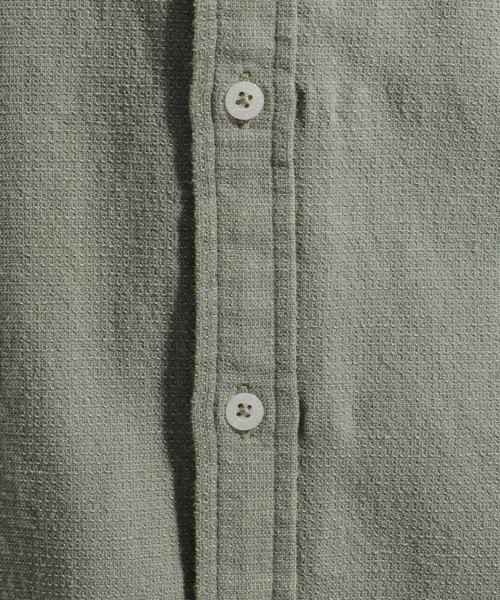 BAYFLOW（ベイフロー）の「［サングラスホルダー＆眼鏡拭き付］コットンリネンシャツ【ストレッチ】（シャツ/ブラウス・メンズ・ピンク/ホワイト/カーキ・LARGE/MEDIUM）」の10枚目の写真