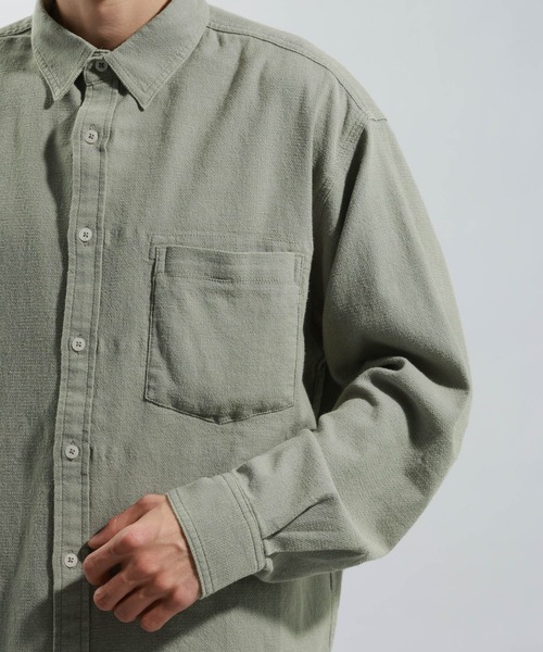 BAYFLOW（ベイフロー）の「［サングラスホルダー＆眼鏡拭き付］コットンリネンシャツ【ストレッチ】（シャツ/ブラウス・メンズ・ピンク/ホワイト/カーキ・LARGE/MEDIUM）」の6枚目の写真