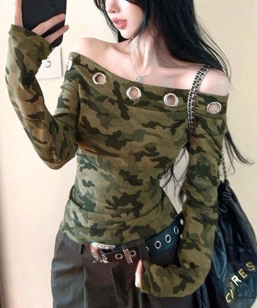 SHEENA(シーナ)の「カモフラ柄アイレットオフショルダートップス(Tシャツ/カットソー・レディース・カーキ・M)」の10枚目の写真