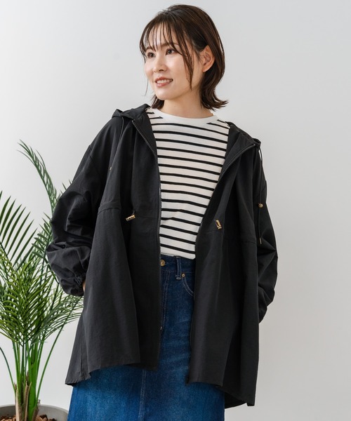 fort point(フォーポイント)の「【C-FORT POINT/フォートポイント】【ウエストドロストコードでお好みのシルエットに!】フード付きナイロンブルゾン ゆったりシルエット きれいめ カジュアル(ブルゾン・レディース・ブラック/ベージュ/アイボリー・MEDIUM)」の21枚目の写真