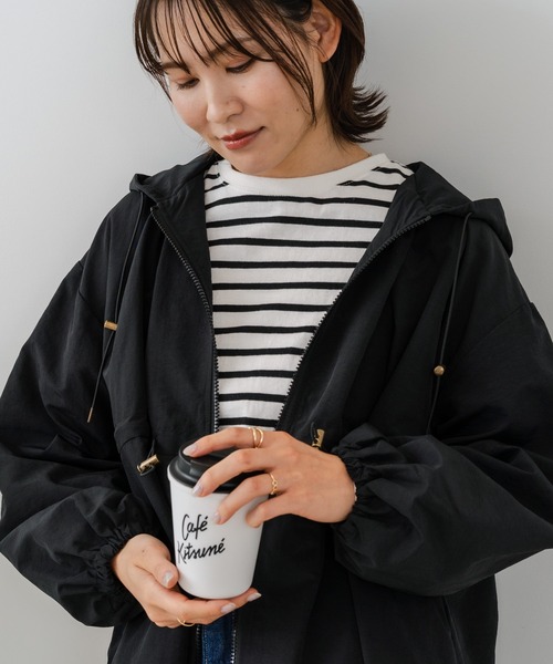 fort point(フォーポイント)の「【C-FORT POINT/フォートポイント】【ウエストドロストコードでお好みのシルエットに!】フード付きナイロンブルゾン ゆったりシルエット きれいめ カジュアル(ブルゾン・レディース・ブラック/ベージュ/アイボリー・MEDIUM)」の22枚目の写真