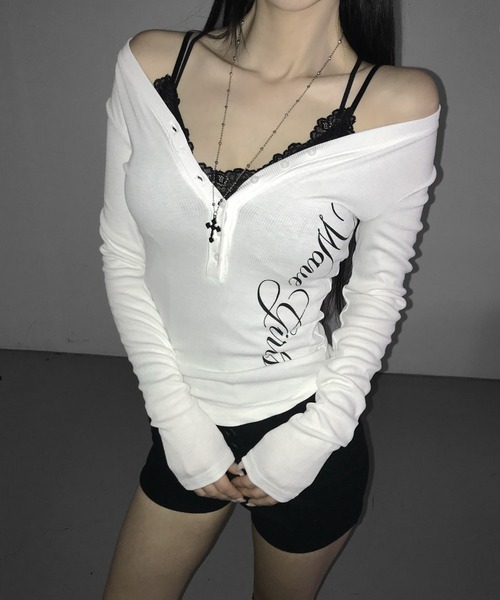 THEAIRTOWN(ジエアタウン)の「grily botton slim top(Tシャツ/カットソー・レディース・ダークグレー/ホワイト/ピンク・FREE)」の8枚目の写真
